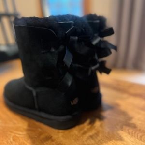 UGG Black Bow Back Winter Boots